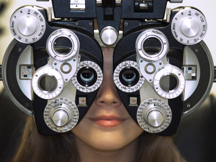 Modern szemészeti klinikát gründolt a semmiből