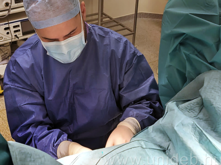 Új terápia a Crohn-betegek kezelésében Debrecenben