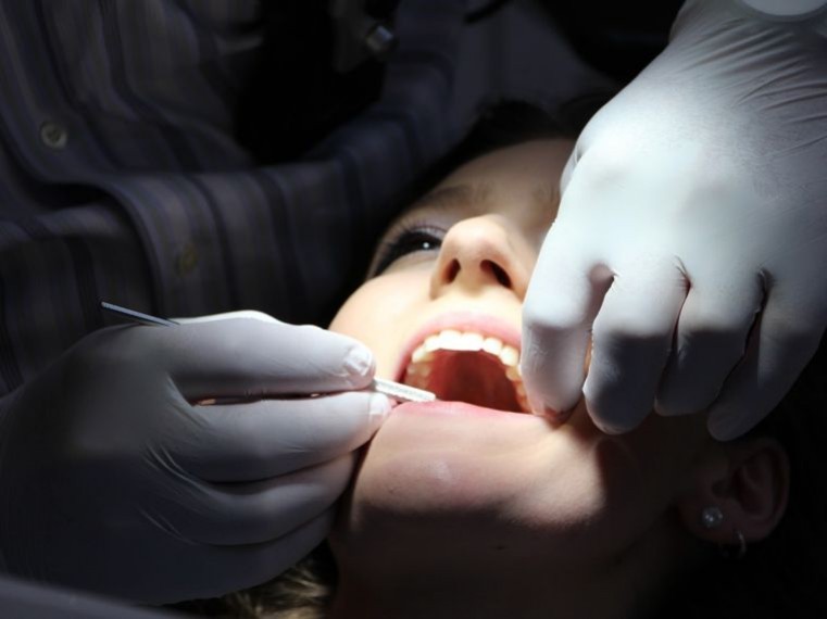 A fogorvosi ellátások kétharmadát saját zsebből fizetjük
