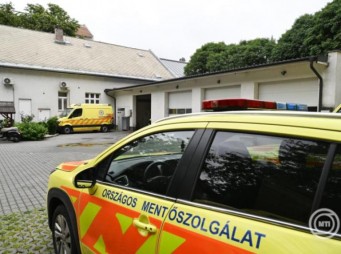 A kispesti mentőállomáson folytatódott Takács Péter kampánykörútja
