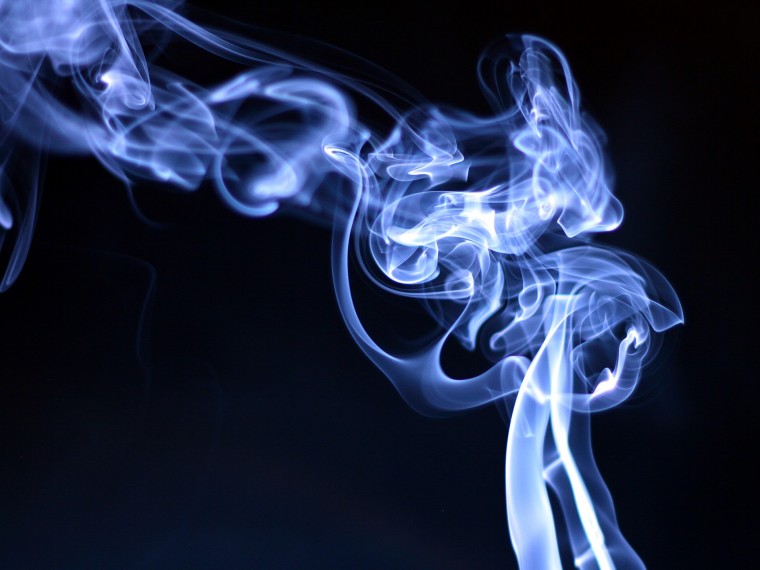 A cigiző és vape-ező tiniknél gyakoribb a depresszió és a szorongás