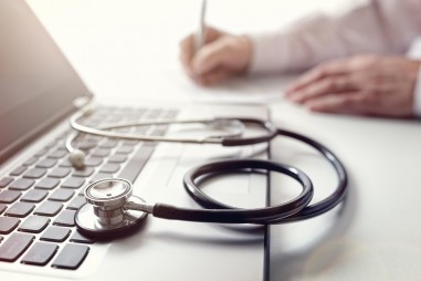 Ingyenes szűrőprogram az ország több településén - fókuszban a szív- és érrendszeri betegségek