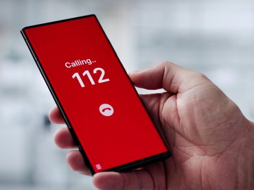 Gyermekvédelmi funkcióval bővül a 112 segélyhívó szám