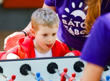 Tabutéma lett a beteg gyerek, pedig van kiút - riport a Bátor Táborról