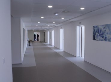 Bővítéssel orvosolják a helyhiányt Budaörsön