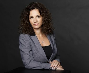 Ficzere Andrea: "Önpusztítunk, majd felháborodunk"