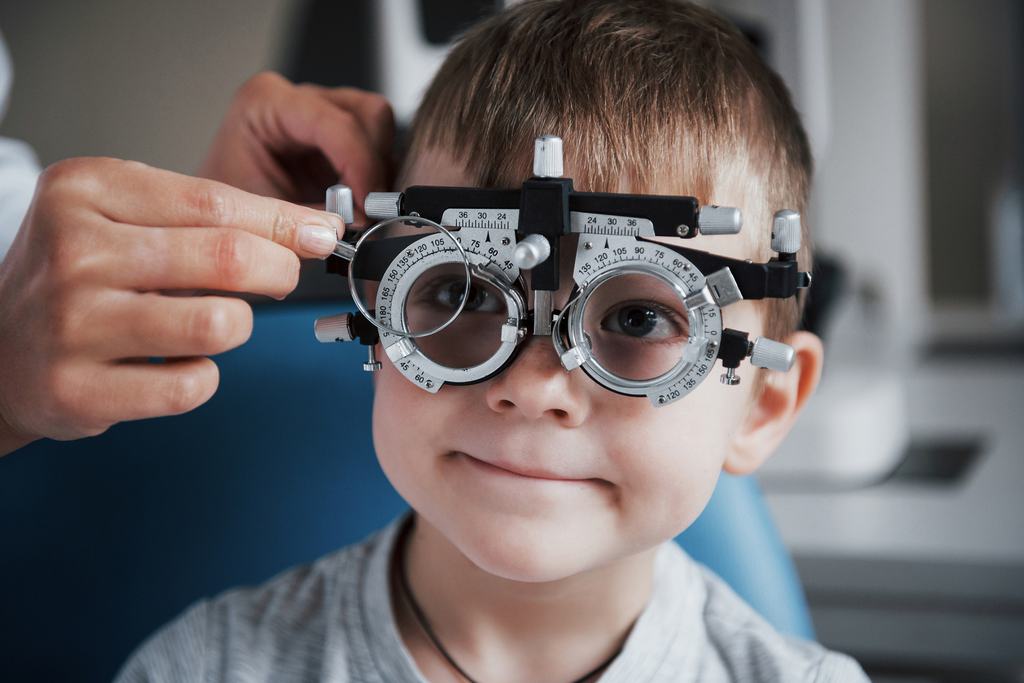 Megugrott a gyerekkori látásproblémák gyakorisága – mi lehet az oka?