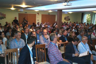 A támogatott praxisközösségekben kezdjék a törzskartonozást