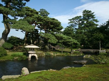 Megdöbbentő, hány 100 éves kor feletti ember él Japánban