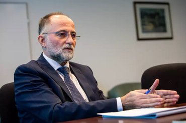 Nincs orvos, fél gőzzel gyógyítanak a magyar kórházakban