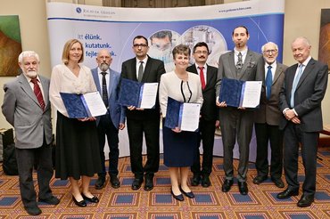 A jövő kutatóinak mesterei: átadták a 2025. évi Magyar Kémiaoktatásért Díjakat