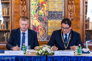 Megállapodást írtak alá az SE és a Vöröskereszt vezetői