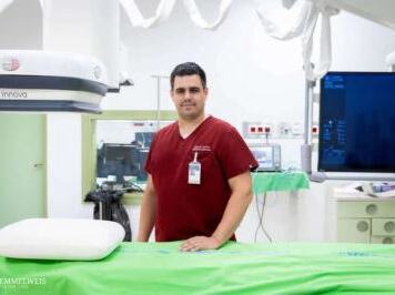 dr. Zelenai Ferenc fájdalomterapeuta, aneszteziológus szakorvos