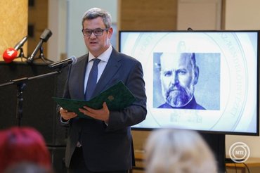 Takács Péter: Semmelweis Ignác kitartása ma is példa lehet