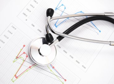 Zöld utat adott a parlament: hozzáférhetők lesznek az EESZT adatai