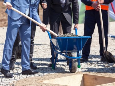 A radiológiában használt gyógyszereket előállító üzemet épít az SZTE