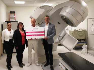 Kozmetikumokból kórházi eszközök és képzés