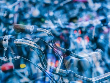 Vácon is tekertek a gyermekekért