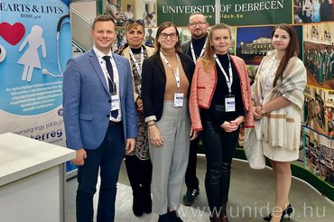 Európai mintaprojekt a DE Klinikai Központjában