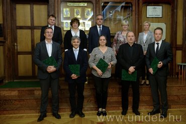 Átvették megbízólevelüket a Klinikai Központ új vezetői