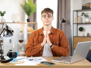 Mindfulness élettani hatások: keleti gyökerek, nyugati bizonyítékok