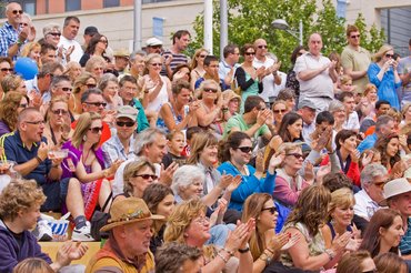 Az agy ritmusa: mi befolyásolja, mennyire tudunk ütemre tapsolni?