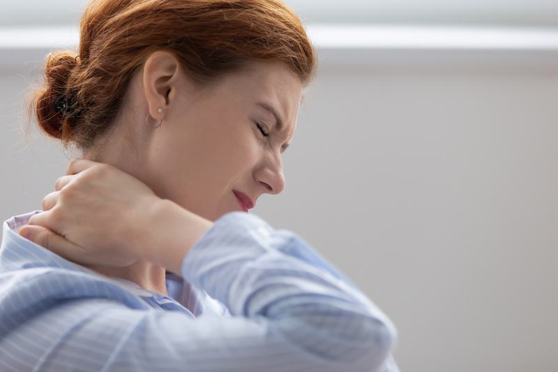 Krónikus fájdalom, alvászavar, memóriaromlás – így működik a fibromyalgia