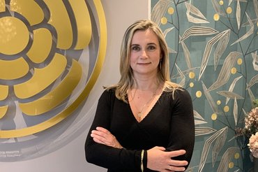 Elhivatottság, fejlődés, közösség