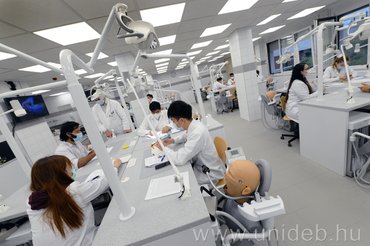 Résztvevői rekord a debreceni fogászati napokon