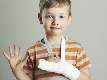 Kullancs, biciklis baleset és napszúrás - nyári veszélyek