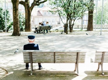 Kiderült, mi okozza az úgynevezett „öregemberszagot”