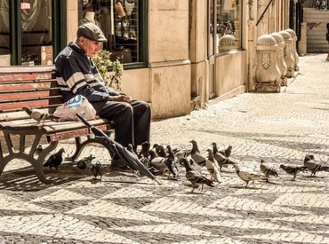 Nincs, aki gondoskodjon magyar nyugdíjasok százezreiről