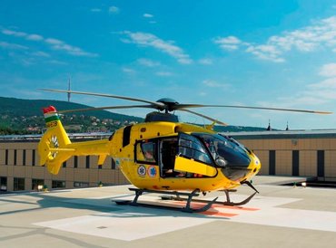 Lengessen lepedőt a légimentőknek!