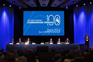 Átadták a magyar gyermekgyógyászat rangos díjait