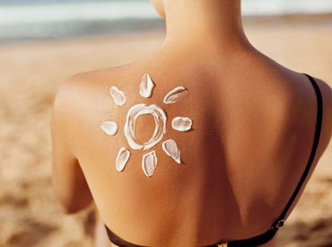 Életmódváltásra is szükség lehet, hogy megvédjük a bőrt a veszélyektől