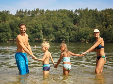 10 életmentő, vízparti szabály: így kerülhető el a tragédia