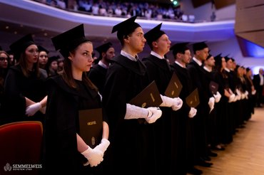 5000 hallgatója volt ebben a tanévben az ETK-nak