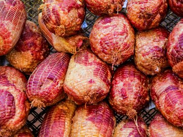 300 kilogramm élelmiszert vontak ki a forgalomból