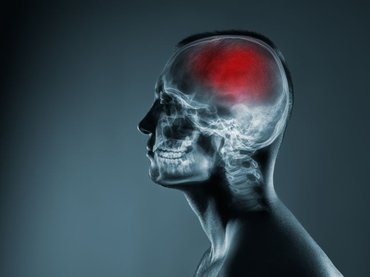 Lebénult, pislogással lediktált egy 130 oldalas bestsellert