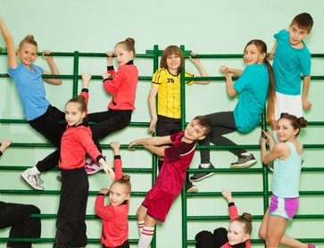 Mozgás helyett elméleti testnevelést javasolnak az iskoláknak