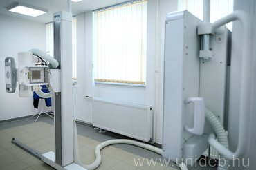Új tüdőszűrő állomást adtak át a debreceni Klinikai Központban