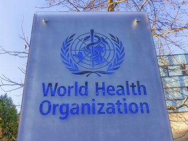 WHO: otthon is viseljünk maszkot, ha vendégek jönnek